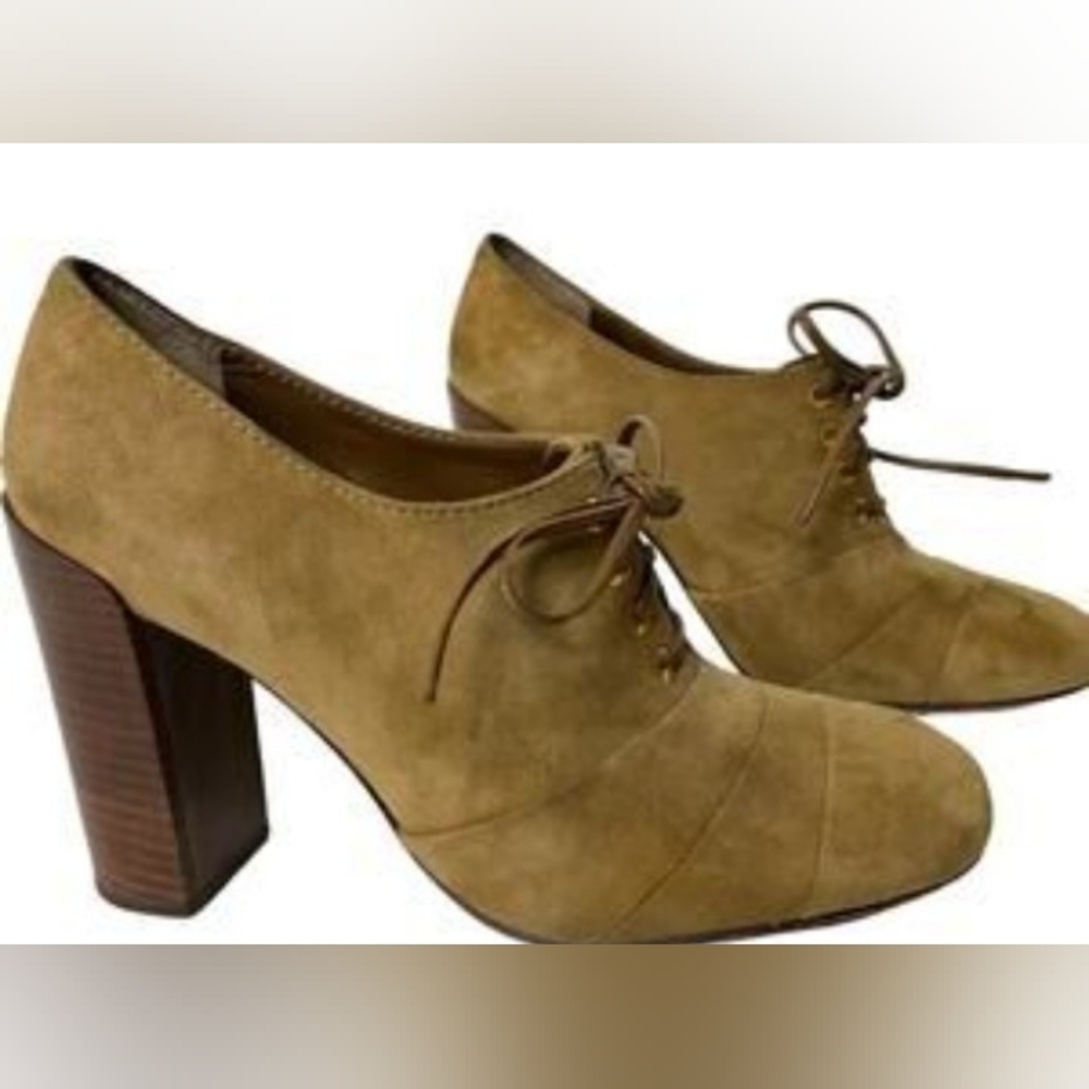 Elegant Tan Women's Heeled Shoes